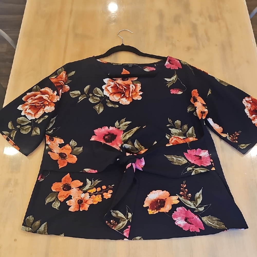 West Kei Black and Pink Floral Blouse